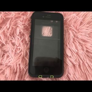LifeProof Accessories - Black & Green LIFEPROOF Brand Case IPhone 7 LifeProof Accessories - Black & Green LIFEPROOF Brand Case IPhone 7